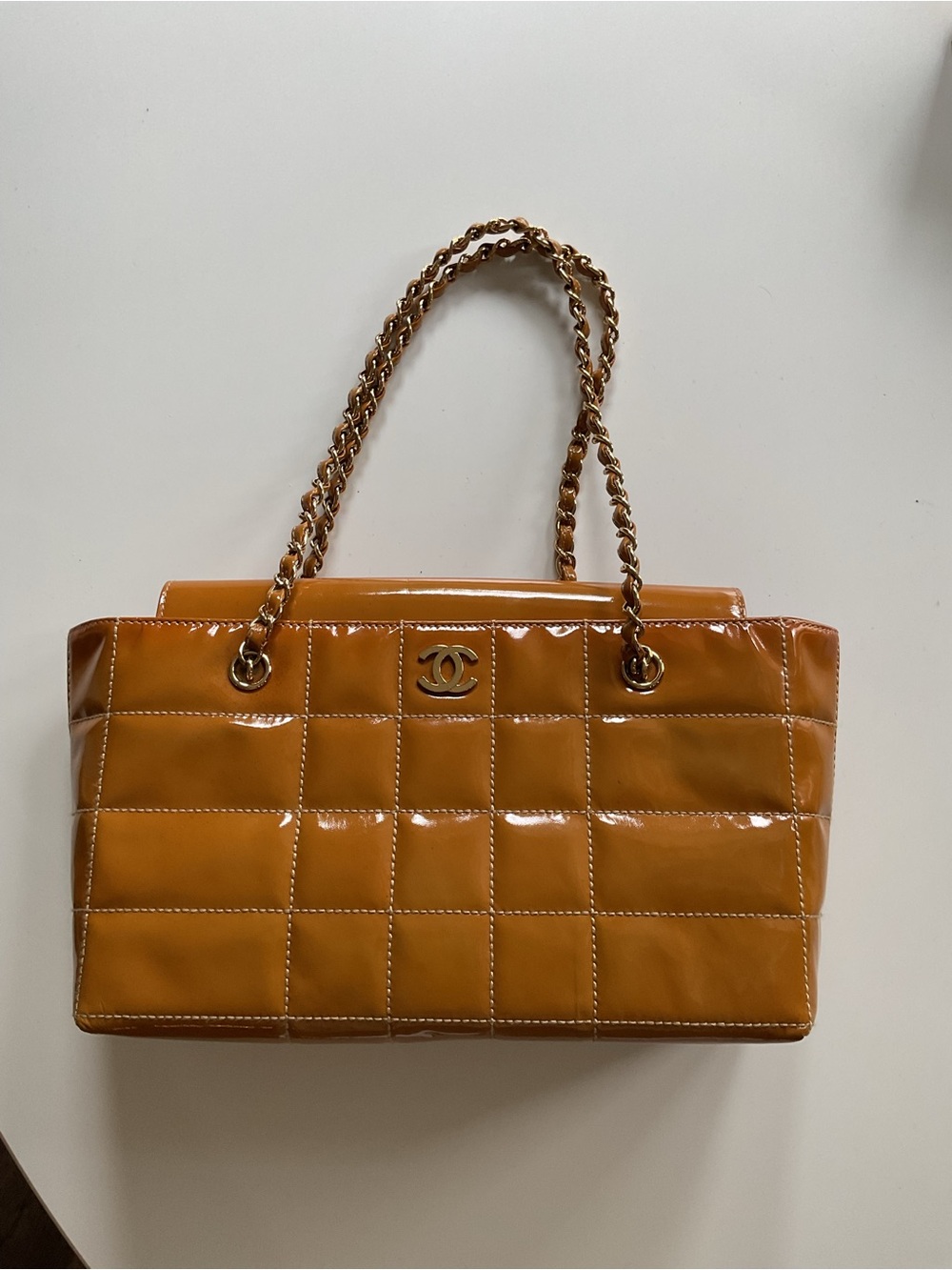 CHANEL Quilted Patent Leather Shoulder Bag